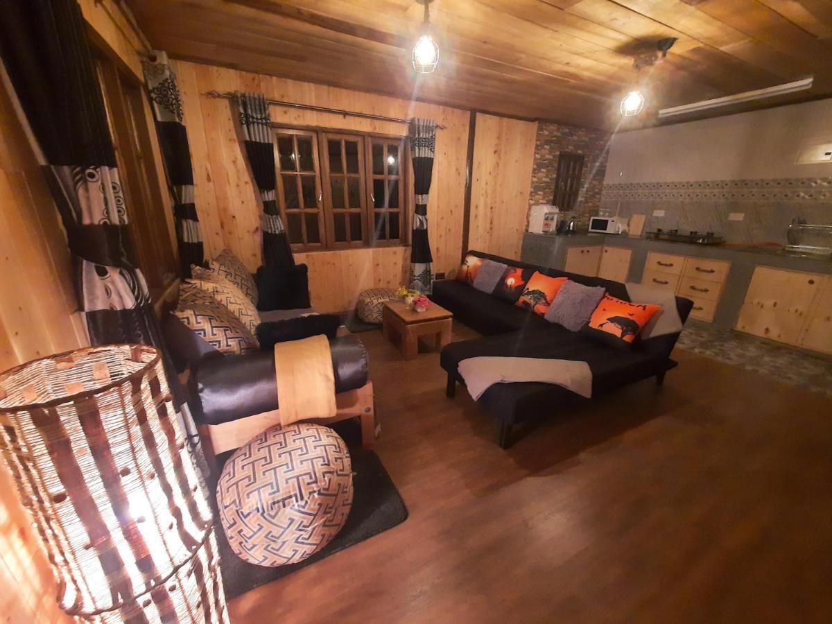 TimauThe Wonky Houseアパートメント エクステリア 写真