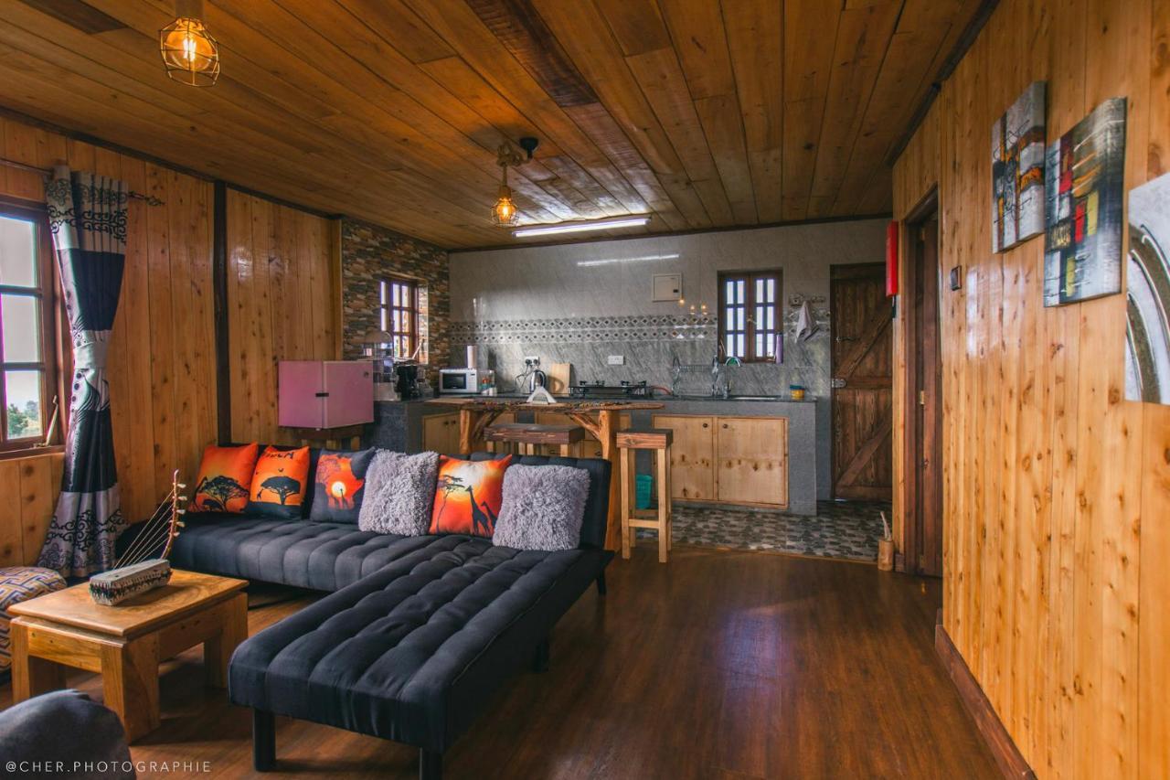 TimauThe Wonky Houseアパートメント エクステリア 写真